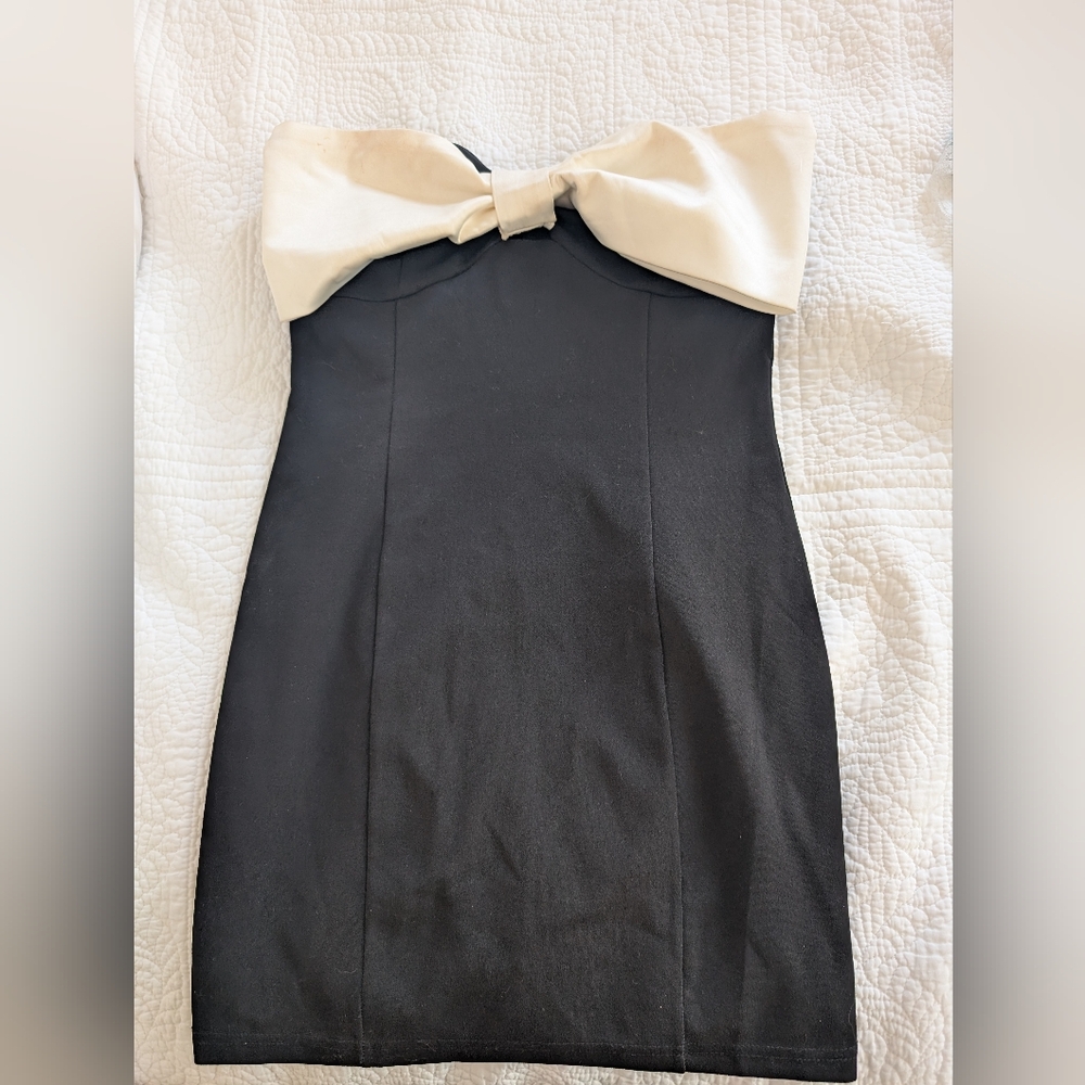 American Threads Black Mini Dress With Bow